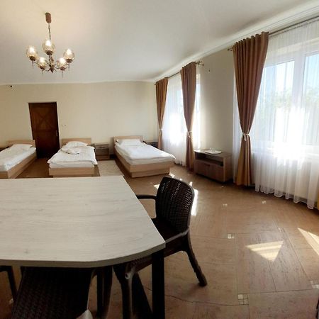 Tulipan Hotel Aquapark Vyshkove 外观 照片
