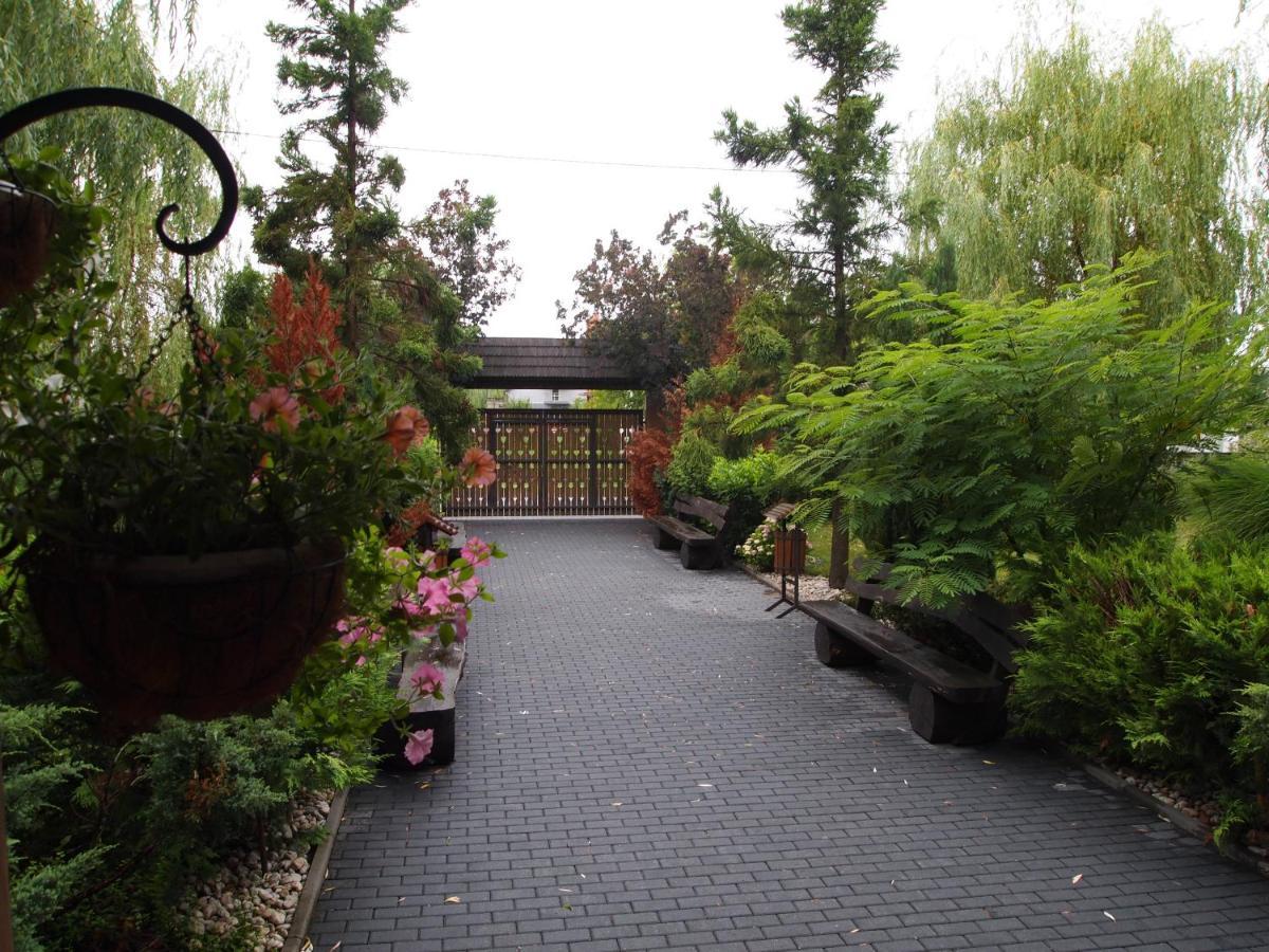 Tulipan Hotel Aquapark Vyshkove 外观 照片