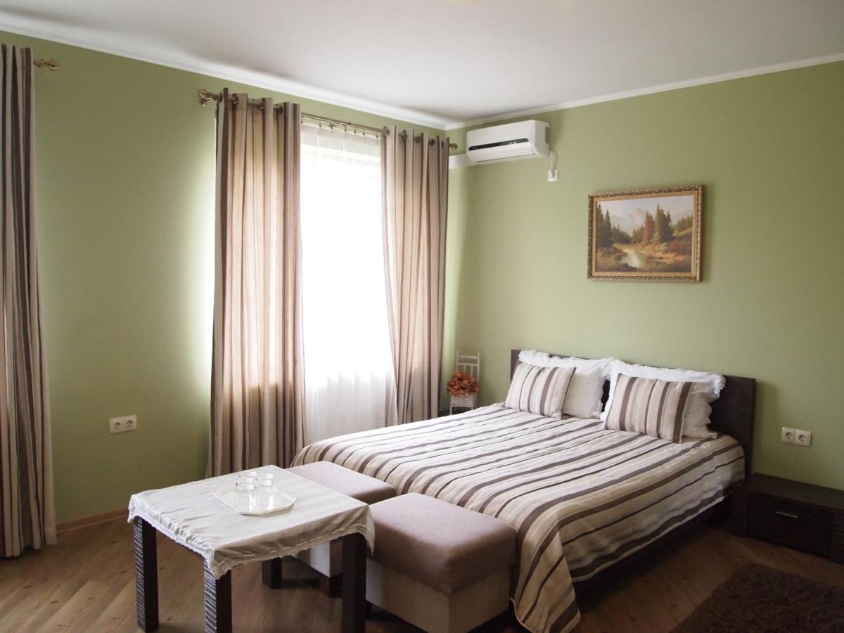 Tulipan Hotel Aquapark Vyshkove 外观 照片