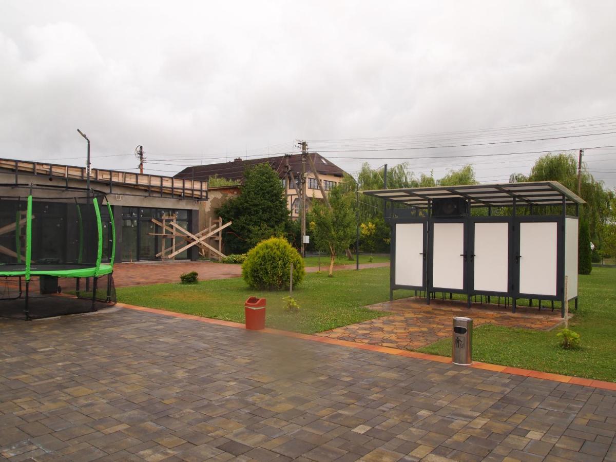 Tulipan Hotel Aquapark Vyshkove 外观 照片