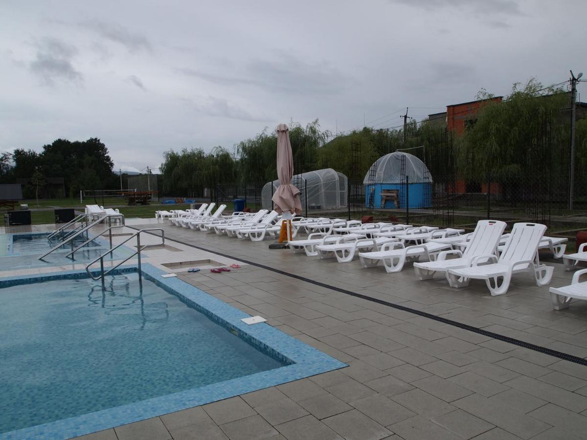 Tulipan Hotel Aquapark Vyshkove 外观 照片