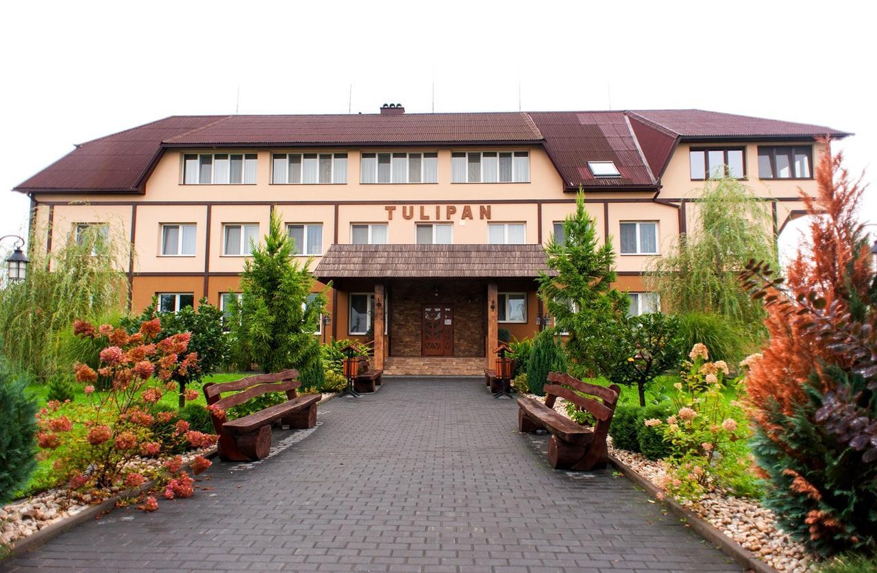 Tulipan Hotel Aquapark Vyshkove 外观 照片